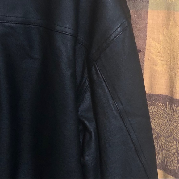 COMINT Leather Coat    🧥 34 Inches Collar to Hem - Picture 9 of 12